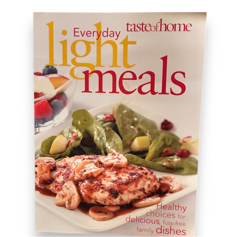 Taste of Home Cookbook Everyday Light Meals Healthy Dinners Readers Digest